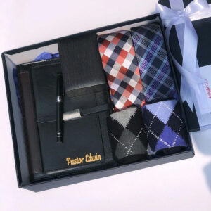 Connoisseur Gift Box